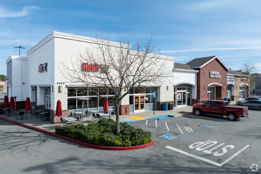 More Photos Of 6955 Camino Arroyo, Gilroy General Retail For Lease