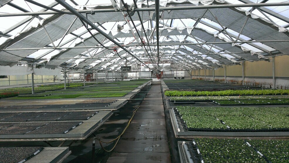 More Photos Of 1041 N River Rd, Palisade Garden Center For Sale
