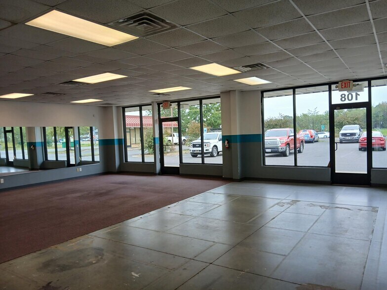More Photos Of 6374 Patriot Hwy, Spotsylvania General Retail For Lease