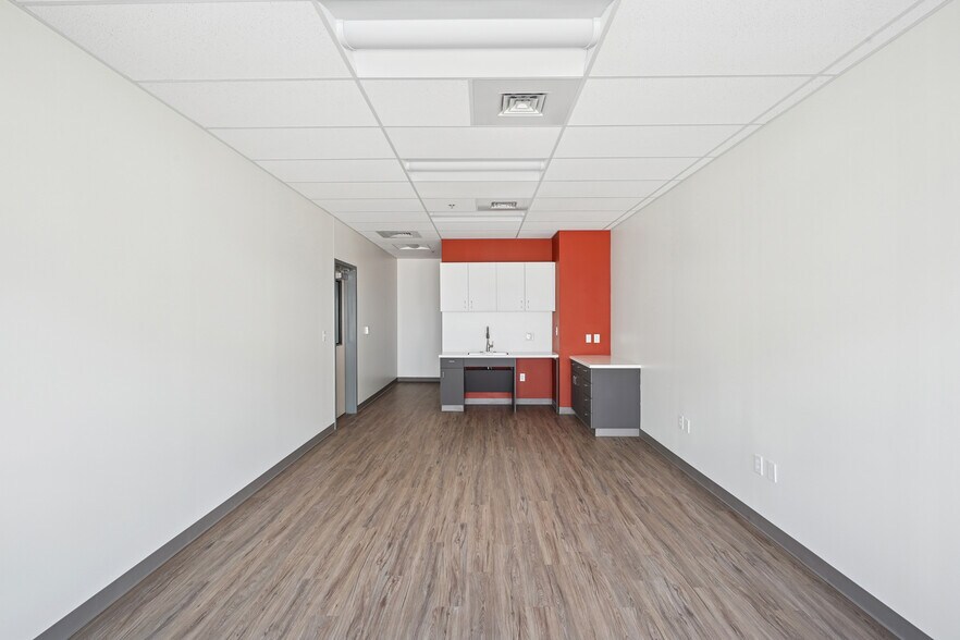 More Photos Of 5601 FM 973, Del Valle Unknown For Lease