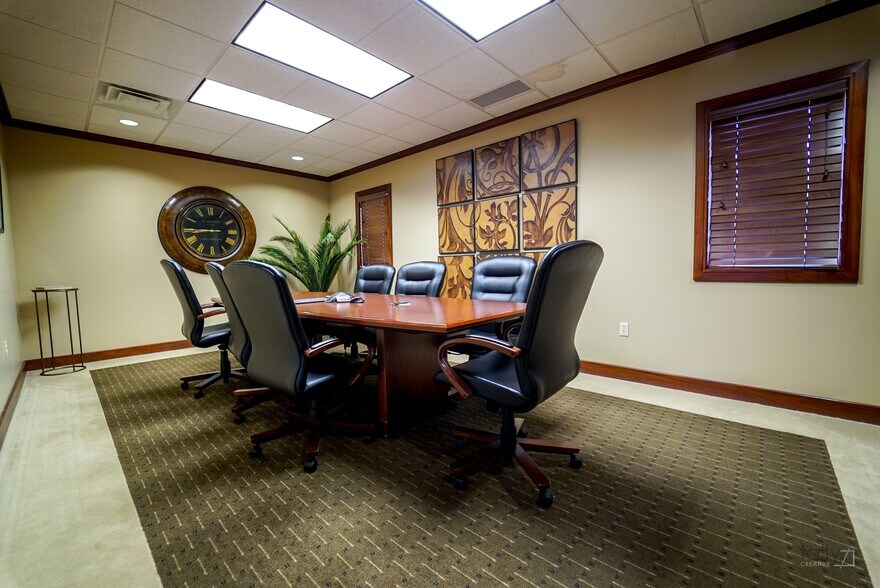 More Photos Of 3032 W Stolley Park Rd, Grand Island Office For Lease