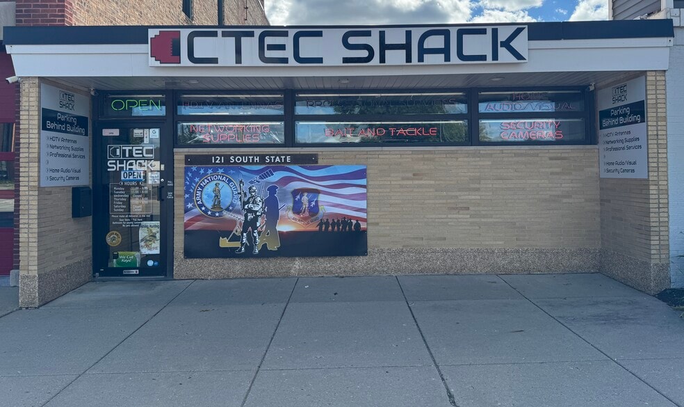 Primary Photo Of 121 S State St, Belvidere Flex For Sale