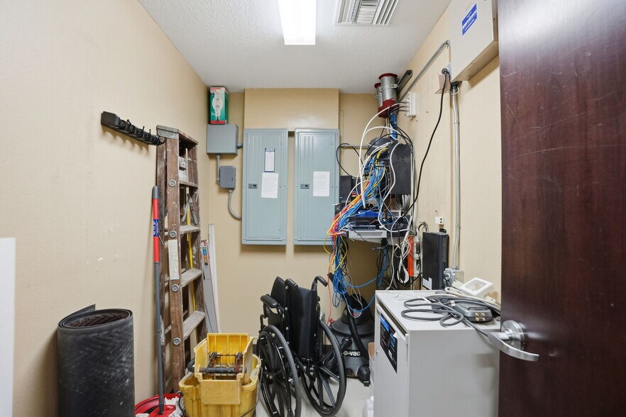 More Photos Of 15010 Cortez Blvd, Brooksville Land For Sale