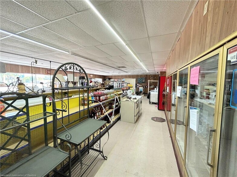 More Photos Of 2532 State Road 17 S, Avon Park Convenience Store For Sale