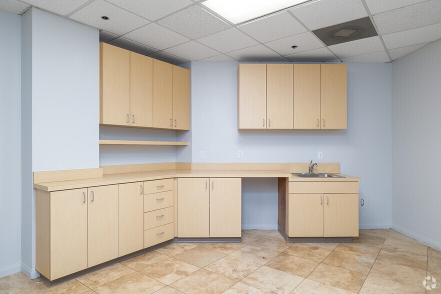 More Photos Of 5650 El Camino Real, Carlsbad Unknown For Lease