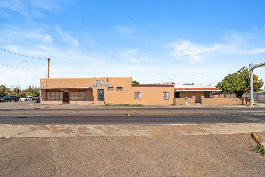 More Photos Of 10104 Socorro Rd, El Paso Storefront Retail Residential For Sale