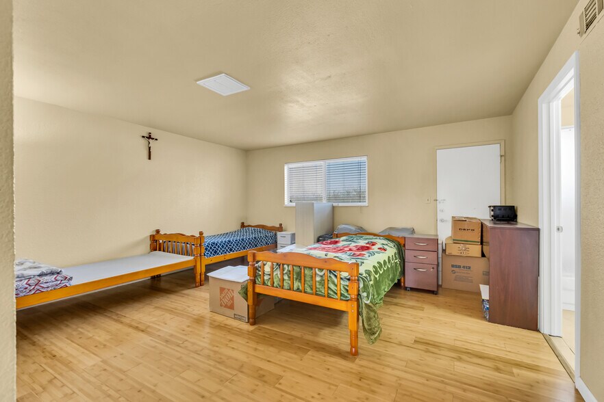 More Photos Of 9503 Barber Rd, Galt Land For Sale