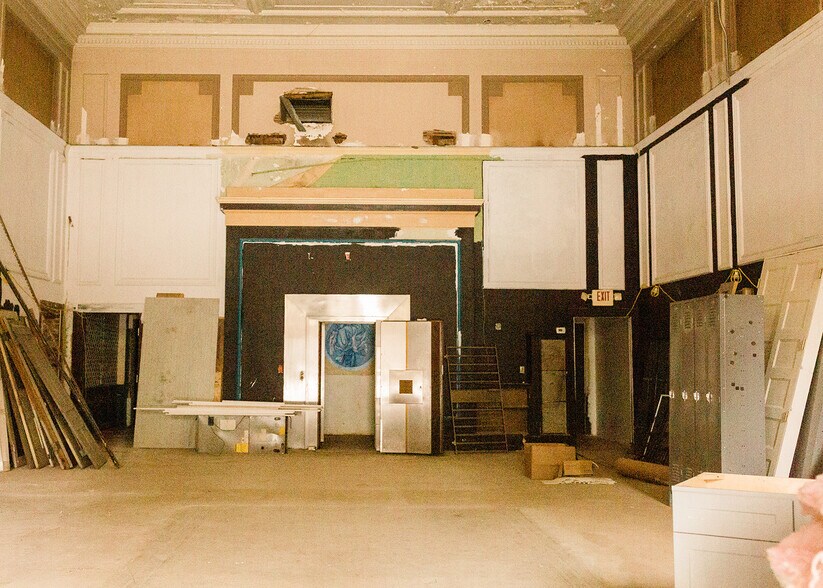 More Photos Of 1035 Broad St, Camden Storefront For Sale