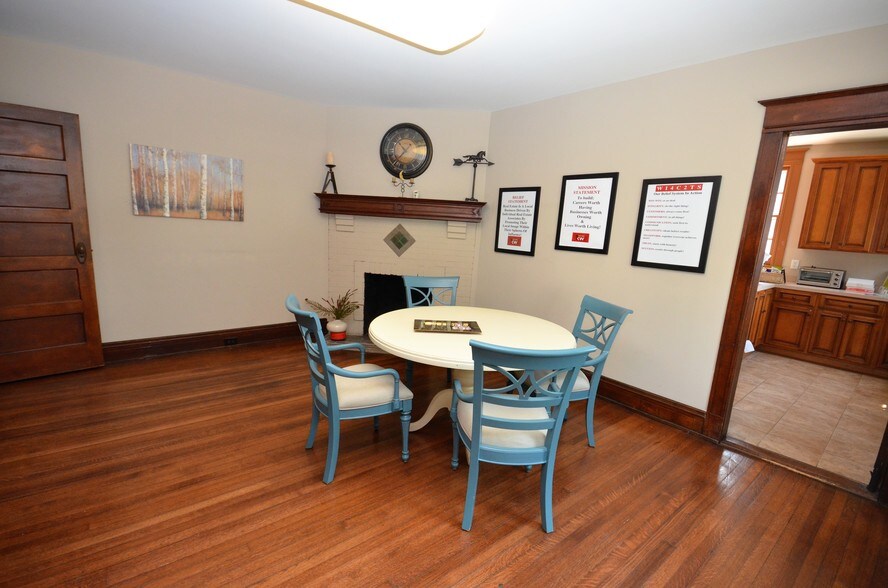 More Photos Of 7504 Summerfield Rd, Summerfield Coworking Space