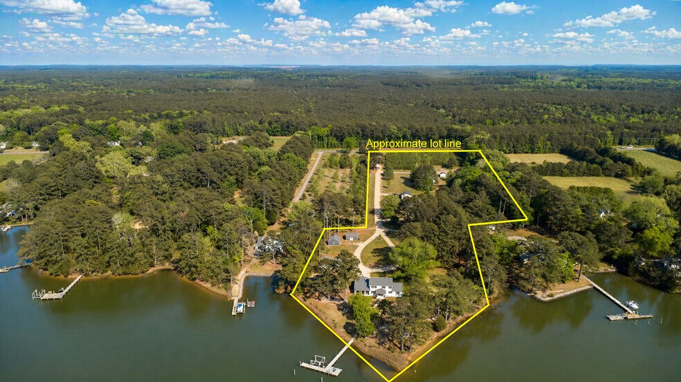 More Photos Of 172 Aldebaran Rd, Mathews Apartments For Sale