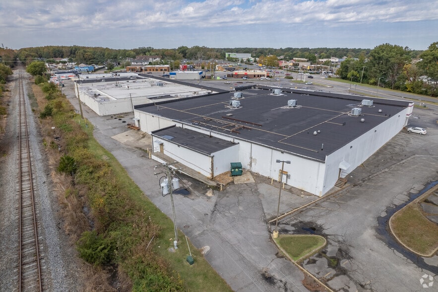 More Photos Of 5021 George Washington Hwy, Portsmouth Unknown For Lease