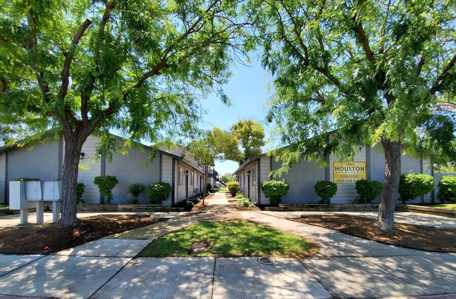 709 E Houston Ave, Visalia, CA 93292 Apartments For Sale