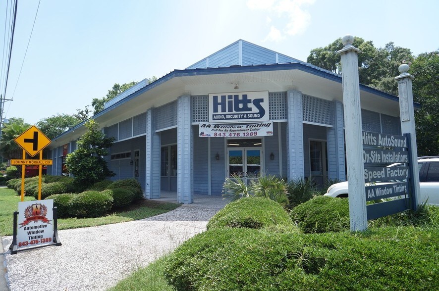 More Photos Of 1420 Ribaut Rd, Port Royal Freestanding For Lease