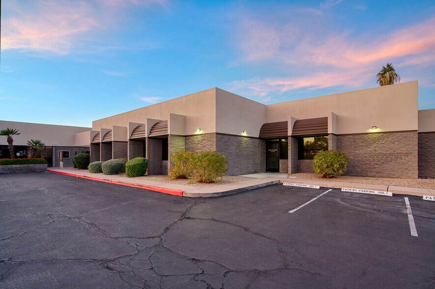 More Photos Of 10615 W Thunderbird Blvd, Sun City Unknown For Lease