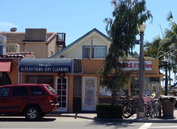 More Photos Of 701 E Balboa Blvd, Newport Beach Storefront Retail Residential For Lease