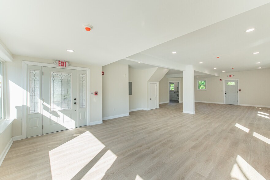 More Photos Of 12 Route 202, Montville General Retail For Sale