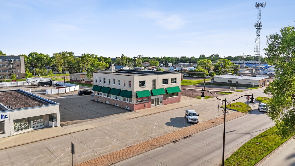 More Photos Of 133 W Main Ave, West Fargo Freestanding For Sale