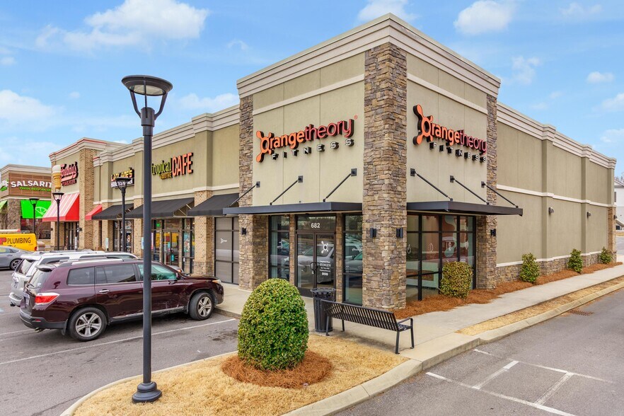 Primary Photo Of 682-688 Paul Huff Pky, Cleveland Freestanding For Lease