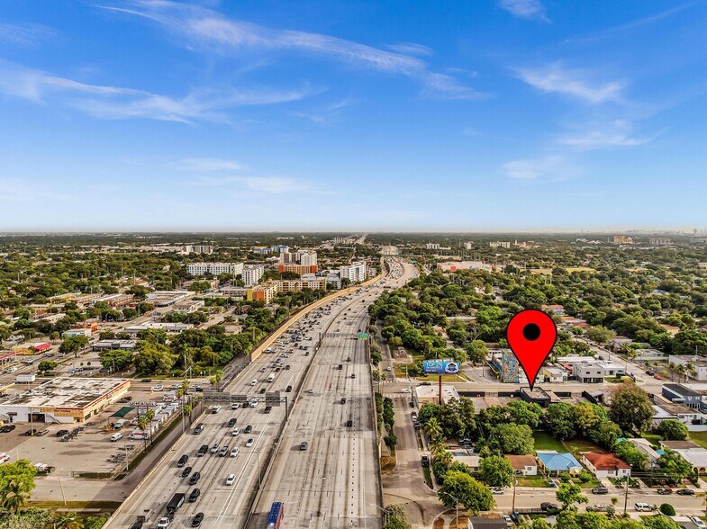 More Photos Of 570 NW 54th St, Miami Auto Repair For Lease