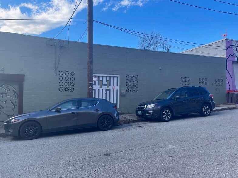 More Photos Of 3504-3506 Ash St, Baltimore Warehouse For Lease