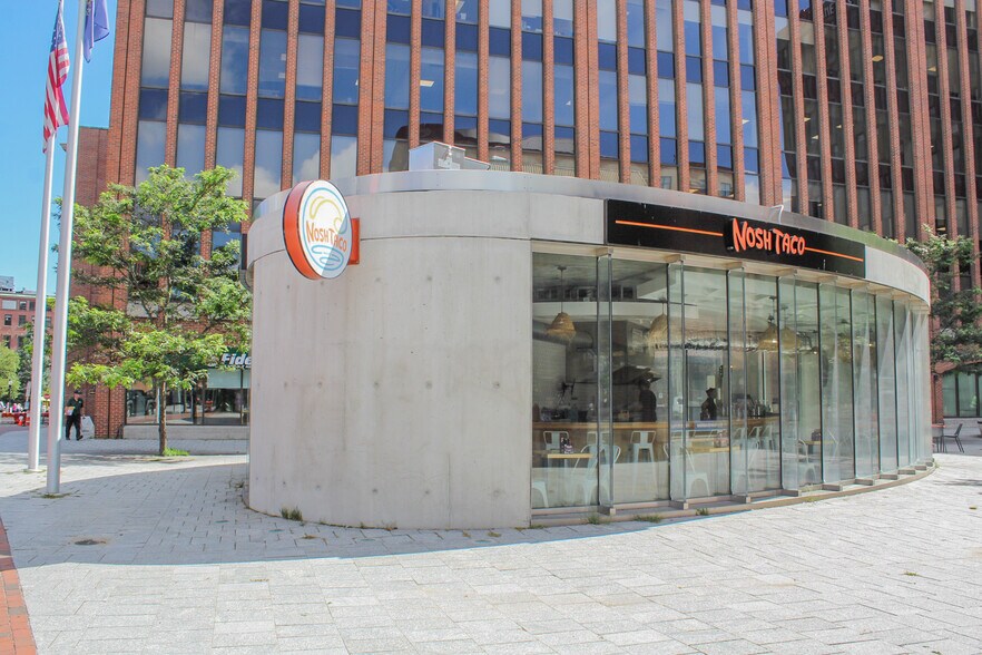 More Photos Of 210 Middle St, Portland Restaurant For Lease