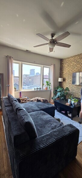More Photos Of 1216 W Grand Ave, Chicago Storefront Retail Residential For Sale