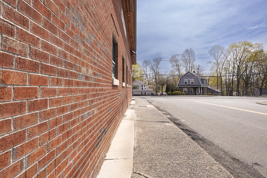 More Photos Of 1 Ten Eyck St, Stony Point General Retail For Sale