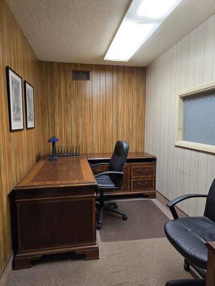 More Photos Of 25 E Route 37, Toms River Office For Sale