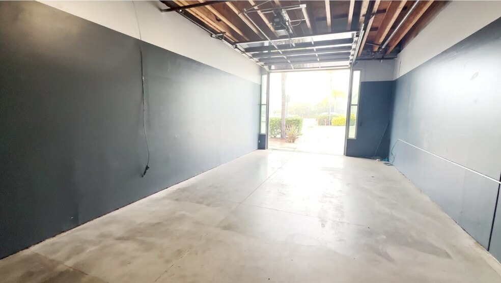 More Photos Of 861 Harold Pl, Chula Vista Research And Development For Sale