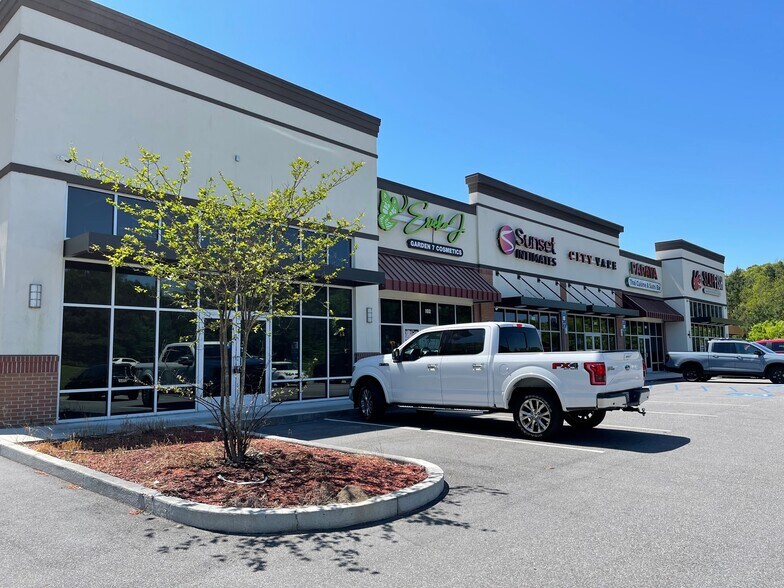 More Photos Of 801 Pooler Pky, Pooler Freestanding For Lease