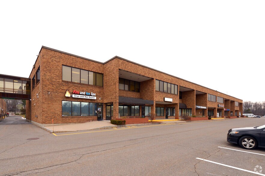 More Photos Of 95-105 Eastern Ave, Dedham Office For Lease