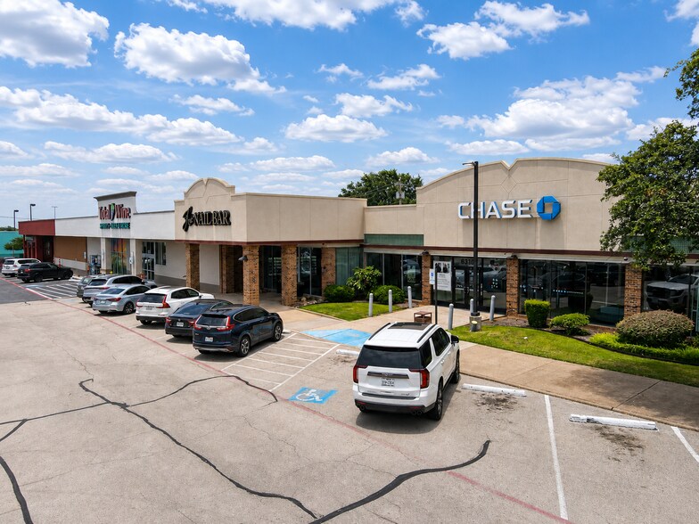 More Photos Of 6310-6330 E Mockingbird Ln, Dallas Storefront For Sale