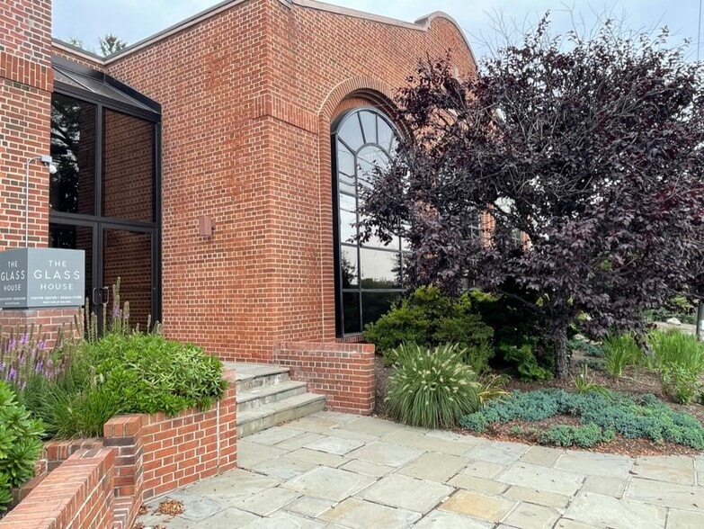 More Photos Of 199 Elm St, New Canaan Medical For Sale