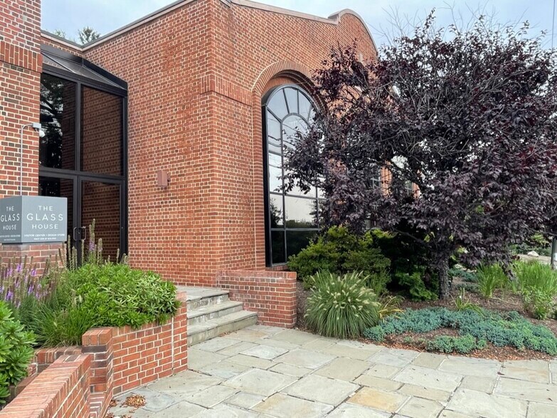 More Photos Of 215 Elm St, New Canaan Medical For Sale