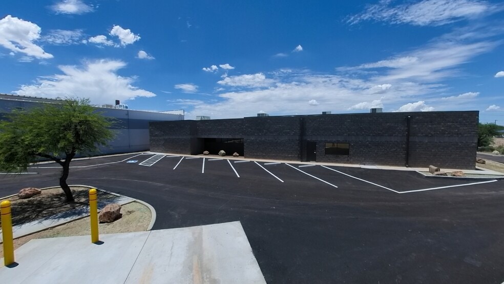 More Photos Of 1415 S Cherry Ave, Tucson Warehouse For Sale