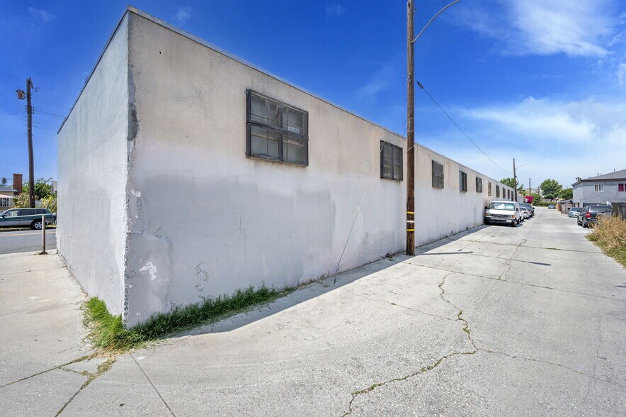 More Photos Of 2250 Martin Luther King Jr Ave, Long Beach Warehouse For Sale