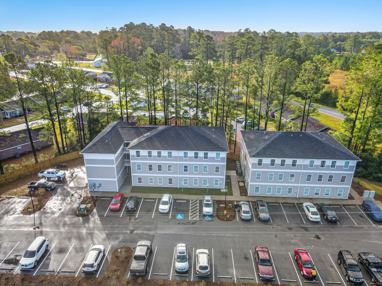 More Photos Of 1200 Hemingway Chapel Rd, Conway Apartments For Sale