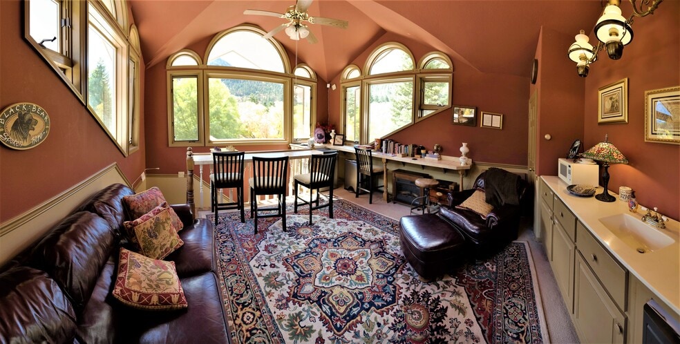 More Photos Of 118 6TH Ave, Ouray Hotel For Sale