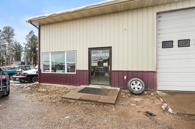 More Photos Of 401 N 5th St, Custer Industrial For Sale