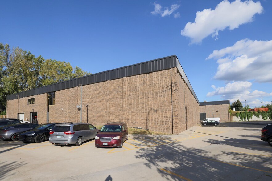 More Photos Of 9220 Bass Lake Rd, New Hope Medical For Lease