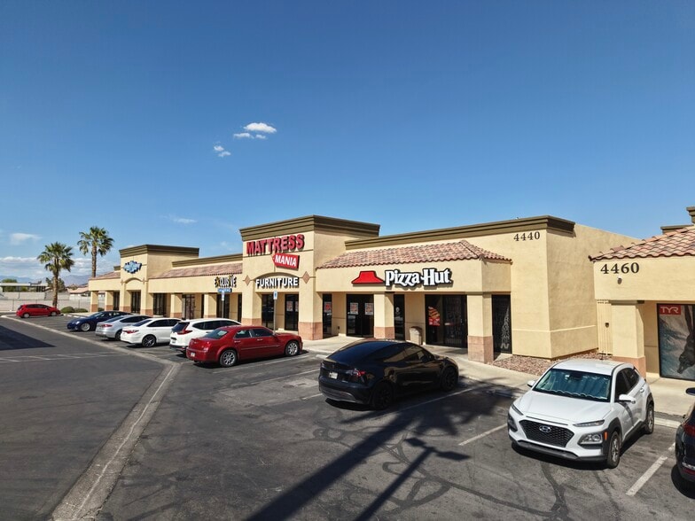 More Photos Of 4460 S Durango Dr, Las Vegas Unknown For Lease