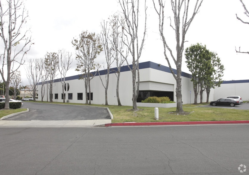 More Photos Of 1208-1210 John Reed Ct, City of Industry Flex For Sale