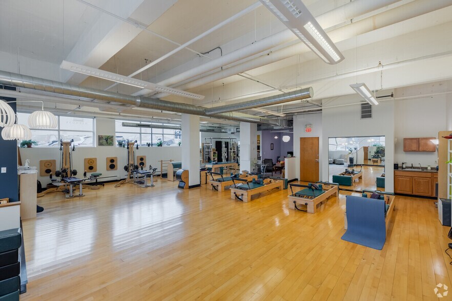 More Photos Of 201 S Highland Ave, Pittsburgh Office For Lease