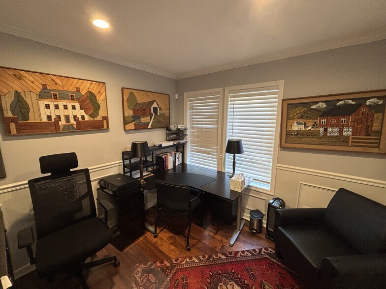 More Photos Of 8401-8427 Dorsey Cir, Manassas Medical For Sale