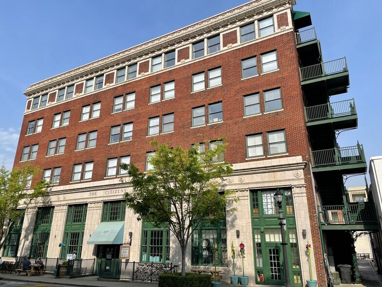 More Photos Of 157 E Main St, Rock Hill Loft Creative Space For Lease