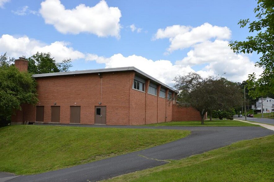 More Photos Of 2300 Mahantongo St, Pottsville Theater Concert Hall For Sale