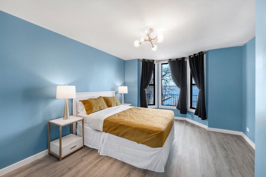 More Photos Of , Fox Lake Unknown For Sale