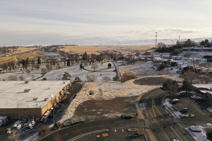 More Photos Of SW 30th Street @ Southgate/ Hwy 395, Pendleton Land For Sale