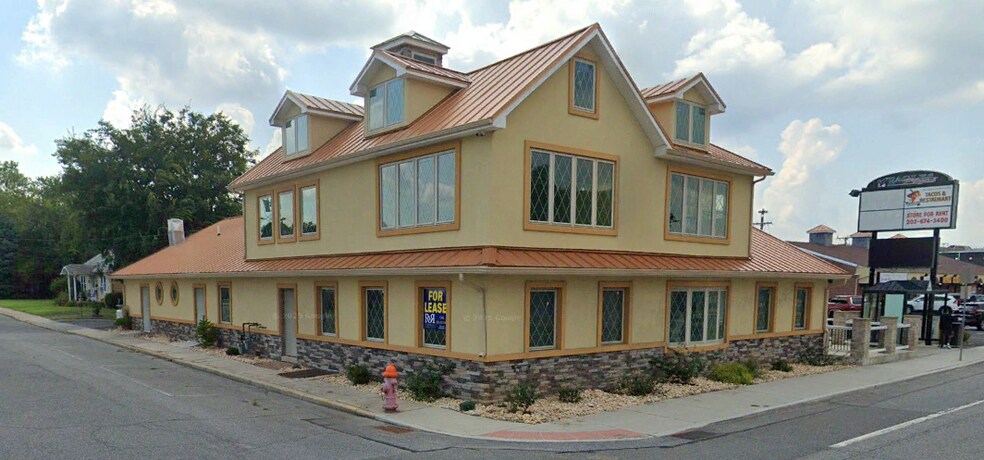 Primary Photo Of 103 N Dupont Blvd, Smyrna Storefront Retail Office For Lease