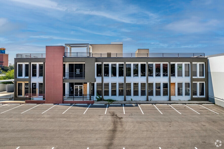 More Photos Of 1964 S Alamo St, San Antonio Loft Creative Space For Sale